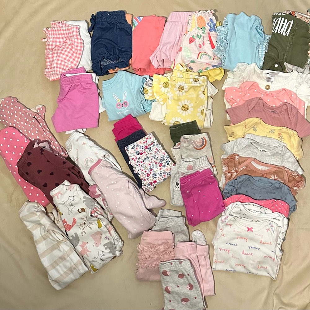 Lot of Baby Girl Clothing. Size 0-3 months